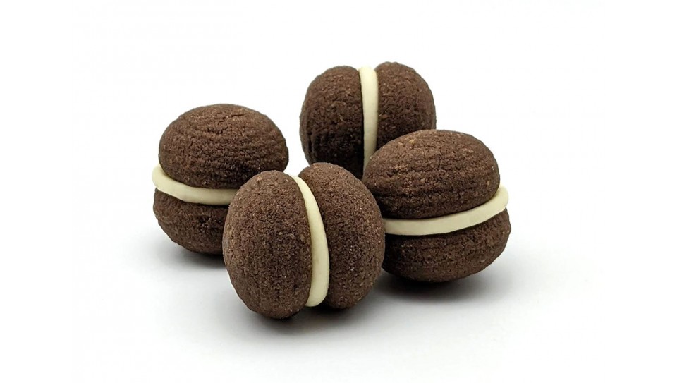 Baci di dama al cacao e cioccolato bianco